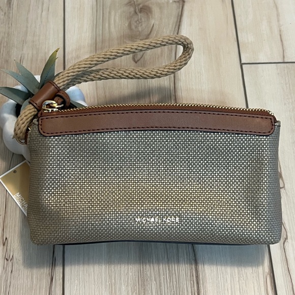 Michael Kors Talia Small Canvas Wristlet NWT - Picture 2 of 9